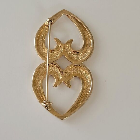 Brooch Gold Tone Double Heart Pin & #0051 - Picture 3 of 8